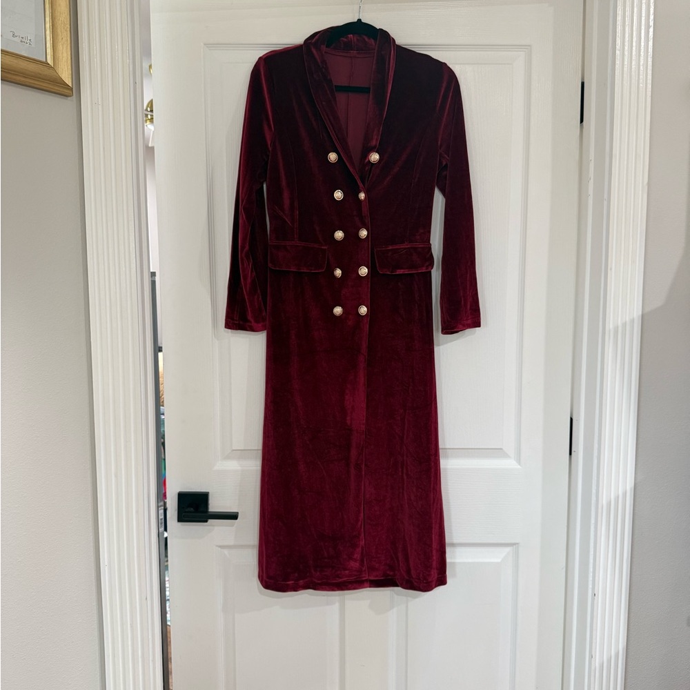 Elegant Velvet Double-Breasted Dress